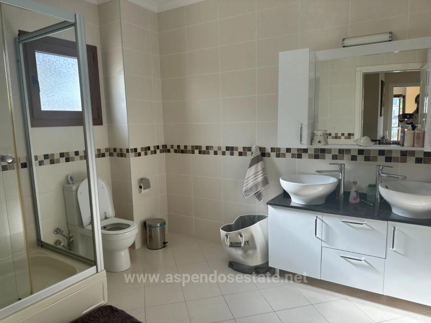 4+1 Villa Zum Verkauf Auf Einem 500 M² Großen Grundstück In Der Nähe Des Zentrums Von Dalyan