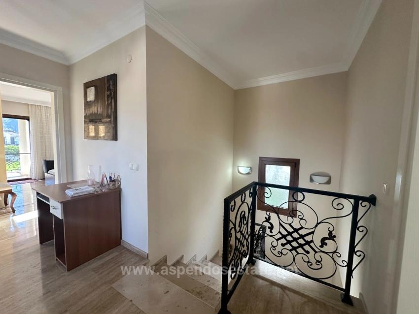 4+1 Villa Zum Verkauf Auf Einem 500 M² Großen Grundstück In Der Nähe Des Zentrums Von Dalyan