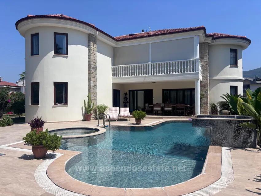 5+1-Zimmer Villa Zu Verkaufen in Dalyan Bz. Ortaca - 980 m²