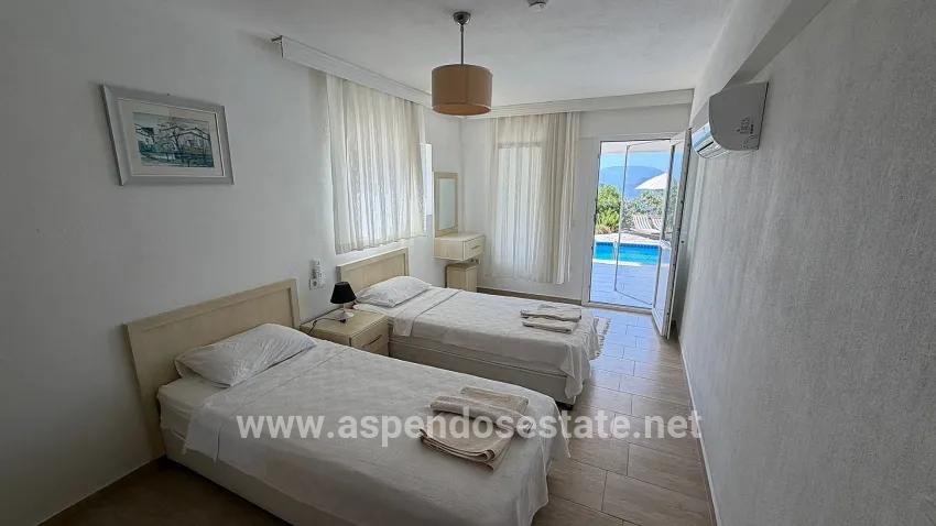 4+1-Zimmer Villa Zu verkaufen in Gökbel Bz. Ortaca - 992 m²