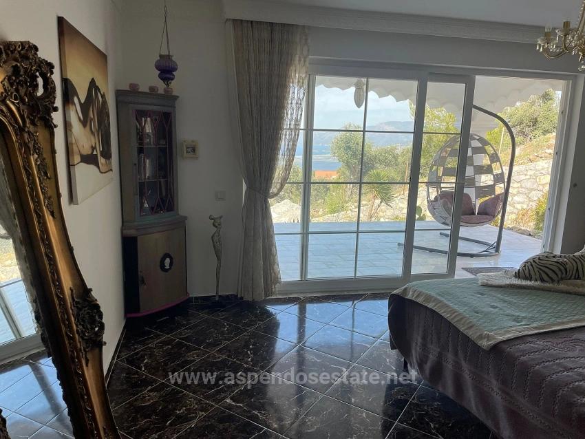 Vip-Villa In Gökbel Zu Verkaufen, Auf Einem 5000 M² Großen Grundstück Mit Freiem Meerblick.