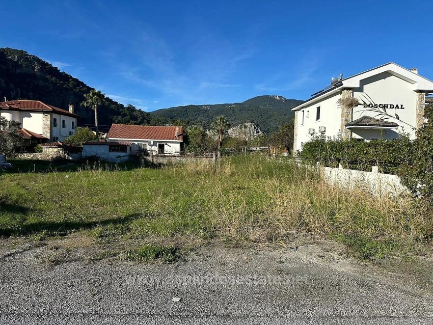 841 M² Großes Grundstück Zum Verkauf In Dalyan Gülpınar Mit 15 % Bebauung.