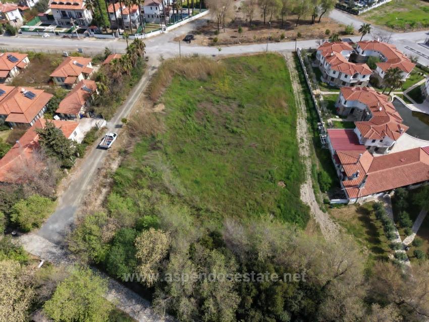 2600 M² Großes Grundstück In Dalyan Gülpınar, Direkt Am Kanal Gelegen, Mit 20% Tourismuszonierung Zu Verkaufen.