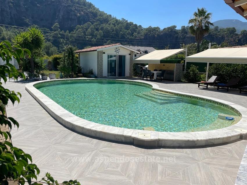 4+1 Villa Zum Verkauf Auf Einem 720 M² Großen Grundstück In Dalyan Gülpınar