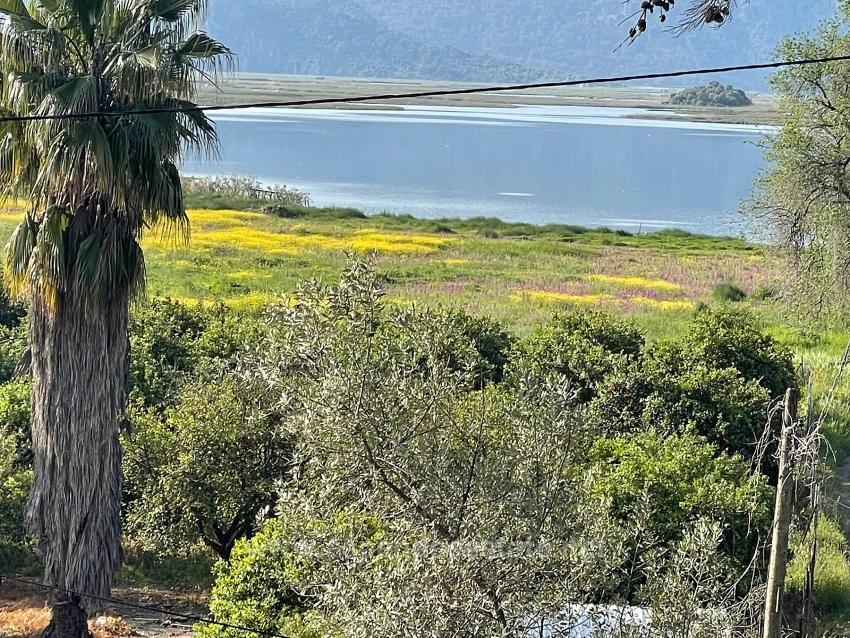 1252M2 Grundstück Zum Verkauf Mit Seeblick In Çandır