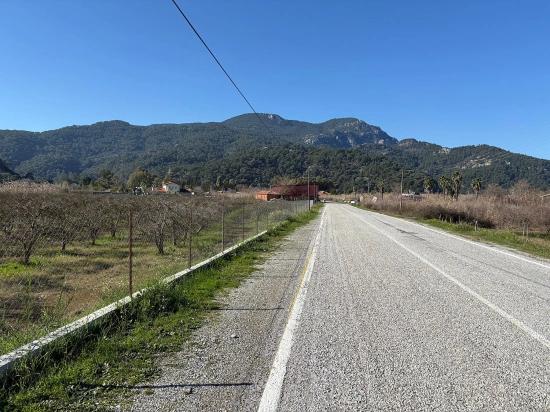 5985 M² Großes Grundstück In Dalyan Zu Verkaufen, Ausgewiesen Für 5 % Weinbau/Obstbau.