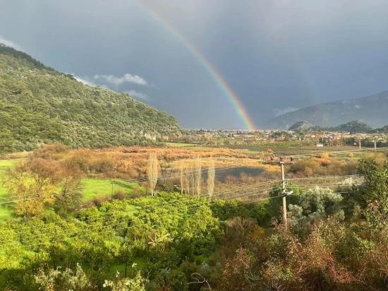 35.000 M² Grundstück Zum Verkauf In Çandır, Köyceğiz.