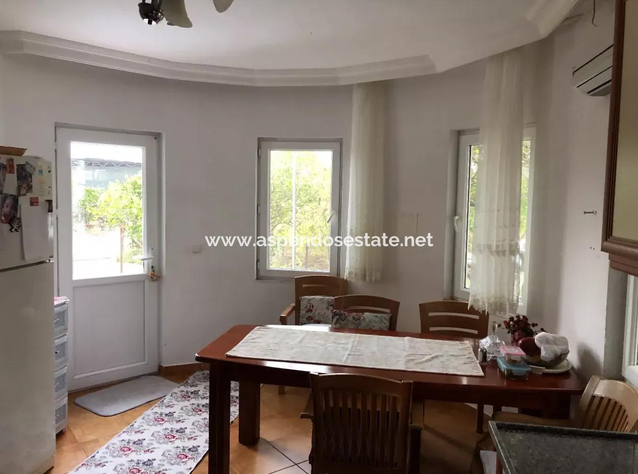 Eingeschossiges Einfamilienhaus Zum Verkauf In 1222M2 Grundstück In Archers