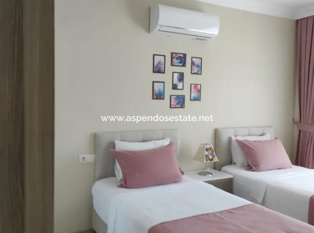 Dalyan Gülpinar'köşebaşi 545M2 Grundstück Zum Verkauf 4 1 Villa