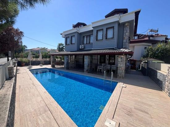 5+1 Villa Zum Verkauf Auf Einem 301 M² Großen Grundstück In Dalyan