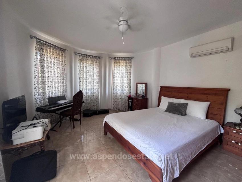 5+1 Villa For Sale In A 980M2 Land On The Corner In Dalyan Maraş