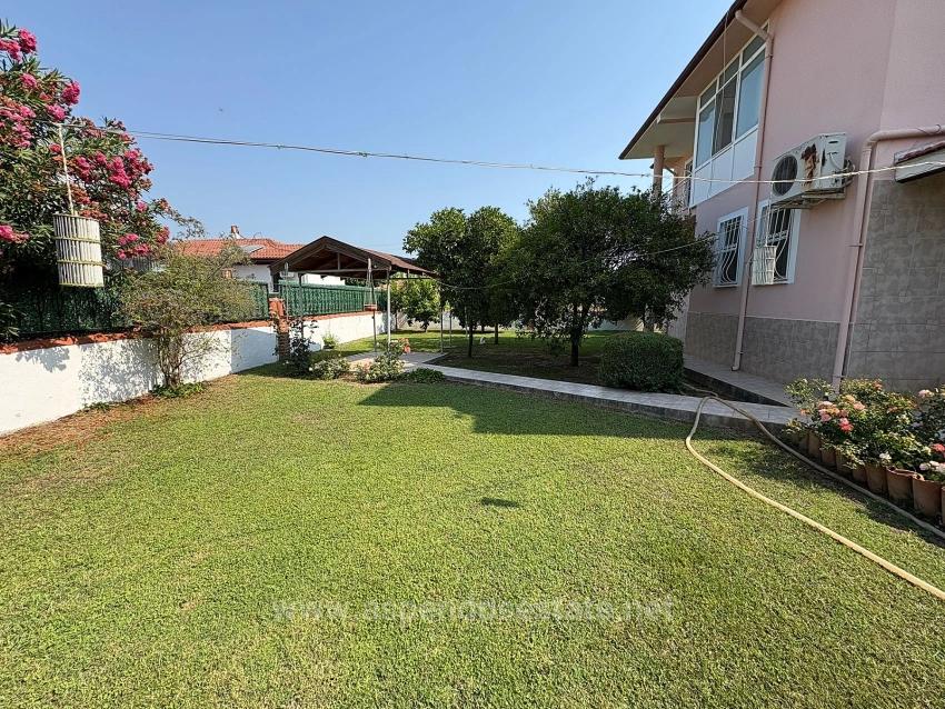 Two-Story House For Sale On A 514M2 Plot In Okçular.