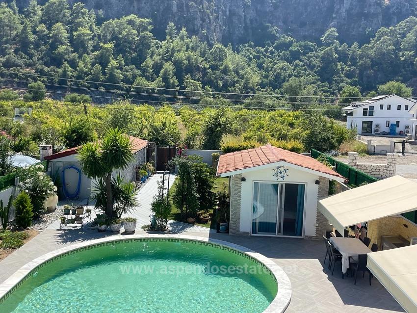 4+1 Villa For Sale On A 720M2 Plot In Dalyan Gülpınar