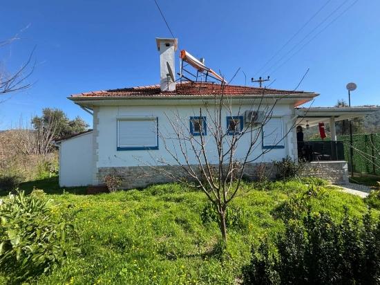 2+1 Single-Story House For Sale On A 459M2 Plot In Okçular