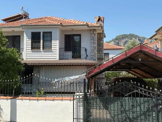 Dalyan centre 300m2 land Inside 3+1 villa for sale