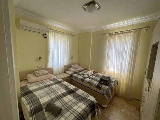 Villa For Sale In Dalyan, Maraş With View Of The King's Tombs