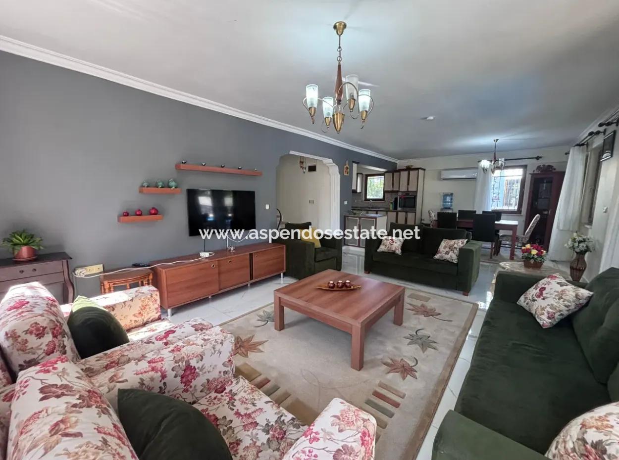 5 1 Villas For Sale In A Plot Of 301M2 In Dalyan Center