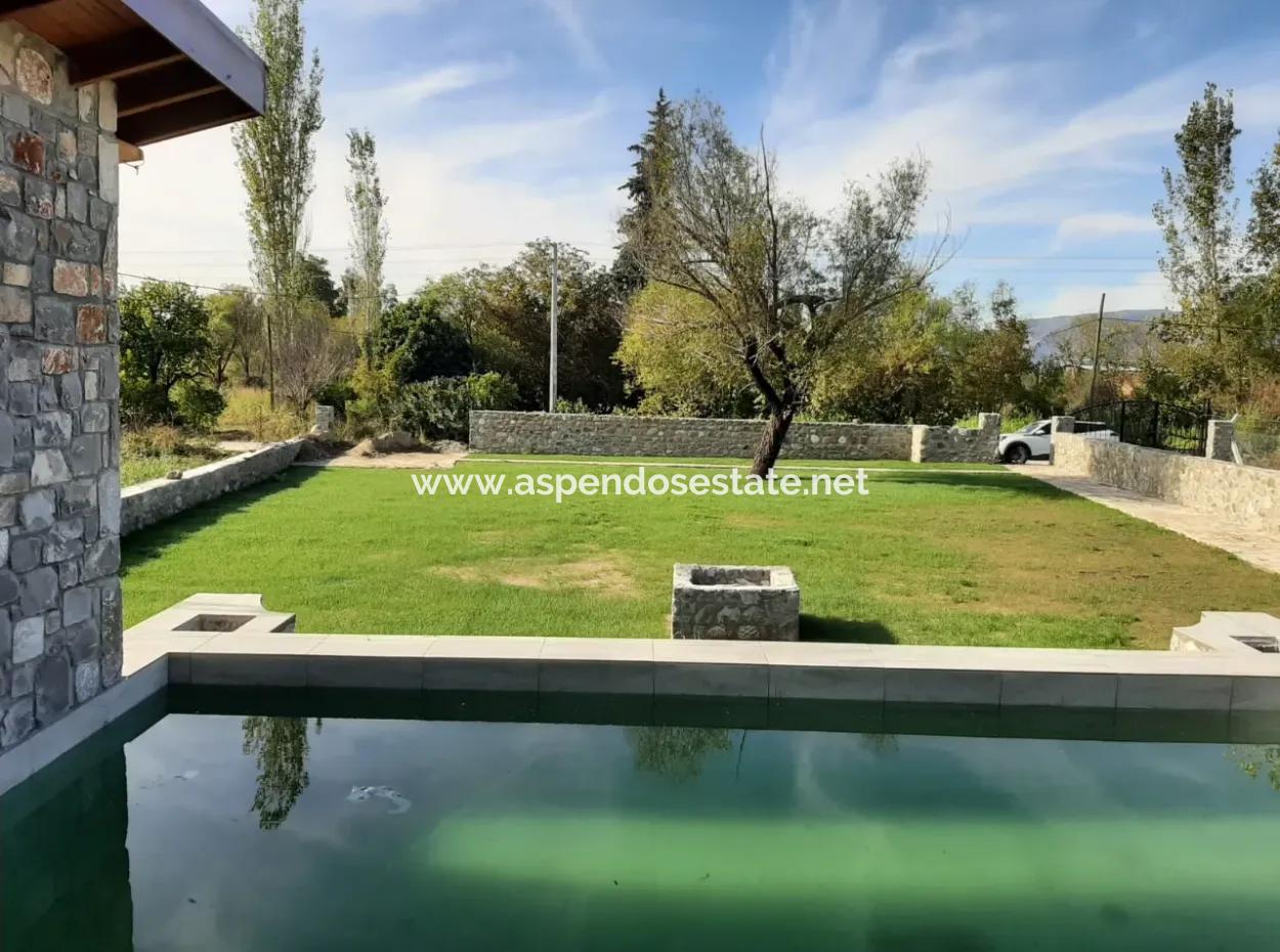 3 1 Stone Houses For Sale In 930M2 Plot In Zeytinalan