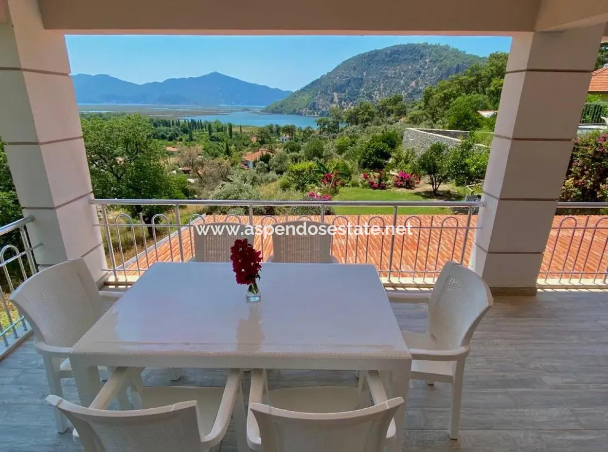 4 2 Villa Houses For Sale With Sea View In Çandır