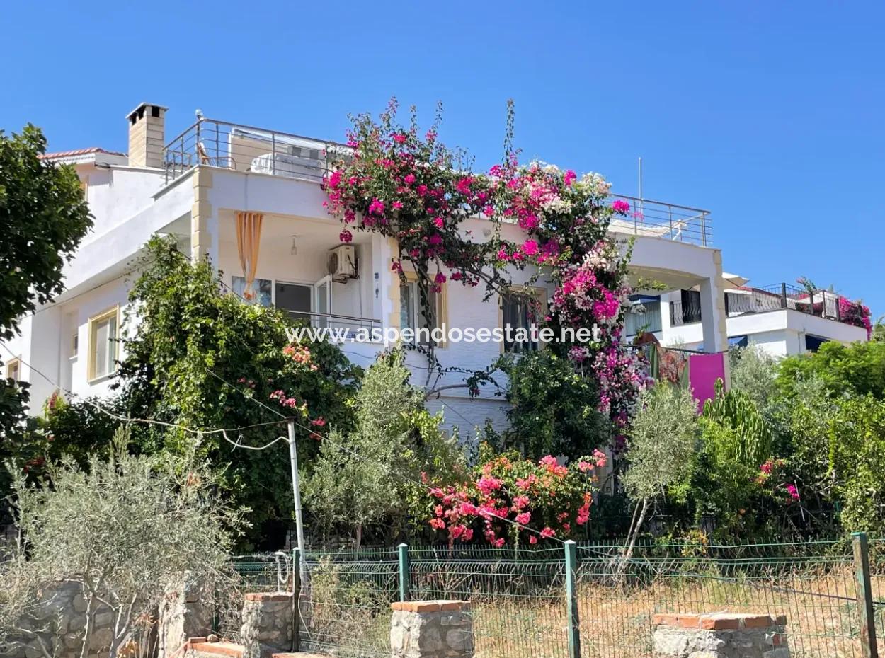 Apart Hotel For Sale In 448M2 Plot Of Land Near The Sea In Selimiyede With Sea View
