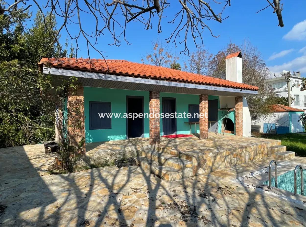 Single Storey House For Sale In A Plot Of 2882 M2 In Eskikoy
