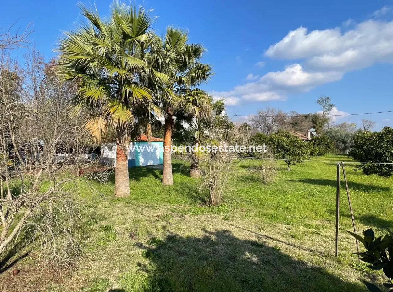 Single Storey House For Sale In A Plot Of 2882 M2 In Eskikoy