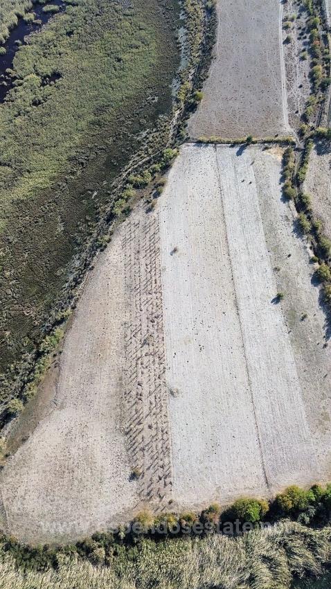 Продается Земельный Участок Площадью 3210 М² (2 Спальни) В Чандыре, Прямо На Берегу Озера.