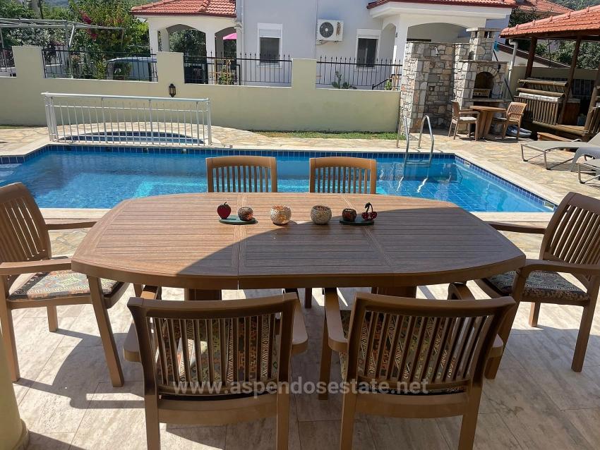 Вилла На Продажу В Дальяне, Мараш, С Видом На Гробницы Королей.