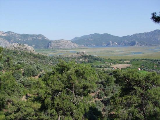 Земля 1252m2 На Продажу С Видом На Озеро В Чандыре