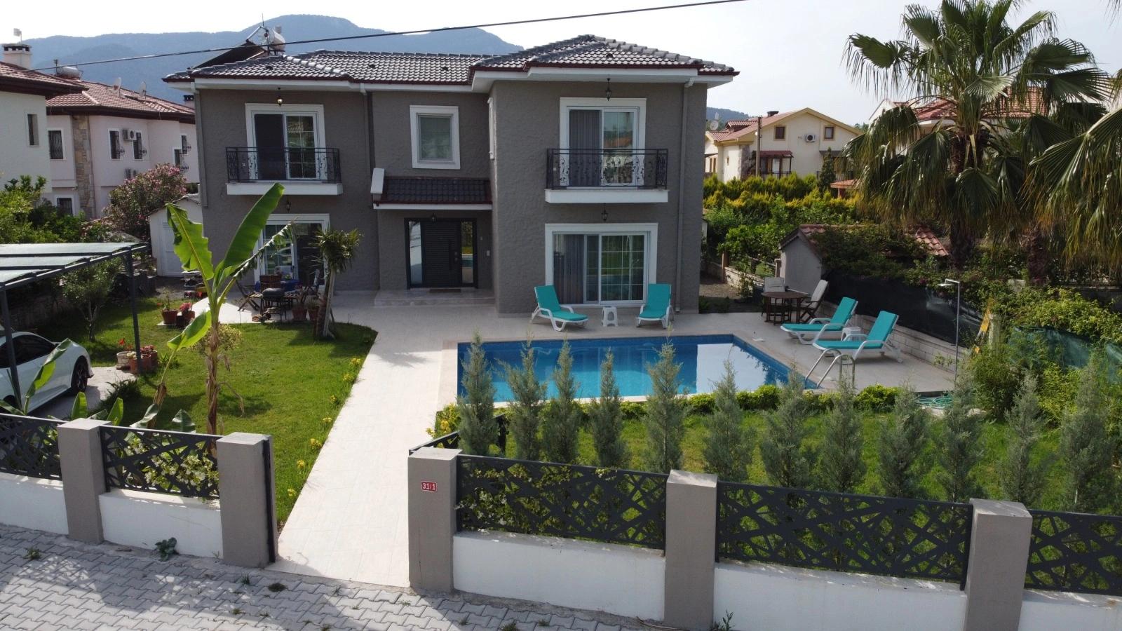 Dalyan Gülpınar'da 514M2 Arsa İçinde Satılık Villa