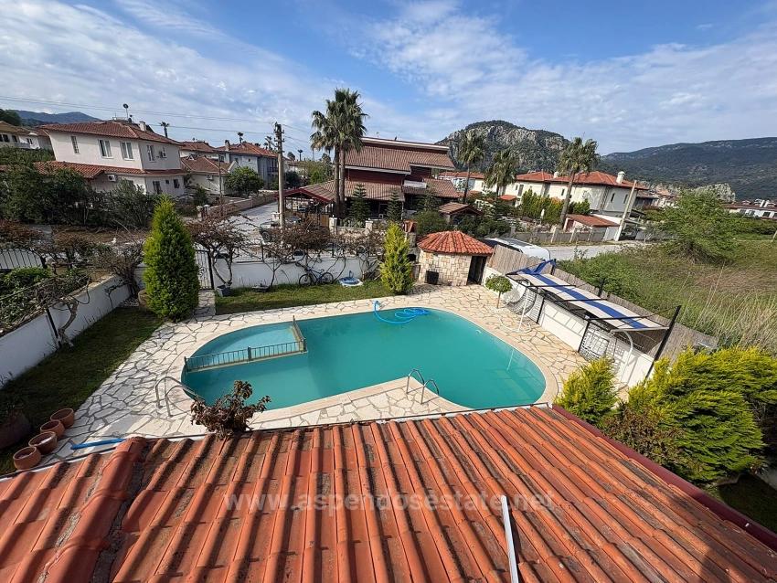 Dalyan Gülpınar'da 566M2 Arsa İçerisinde 3+1 Satılık Villa