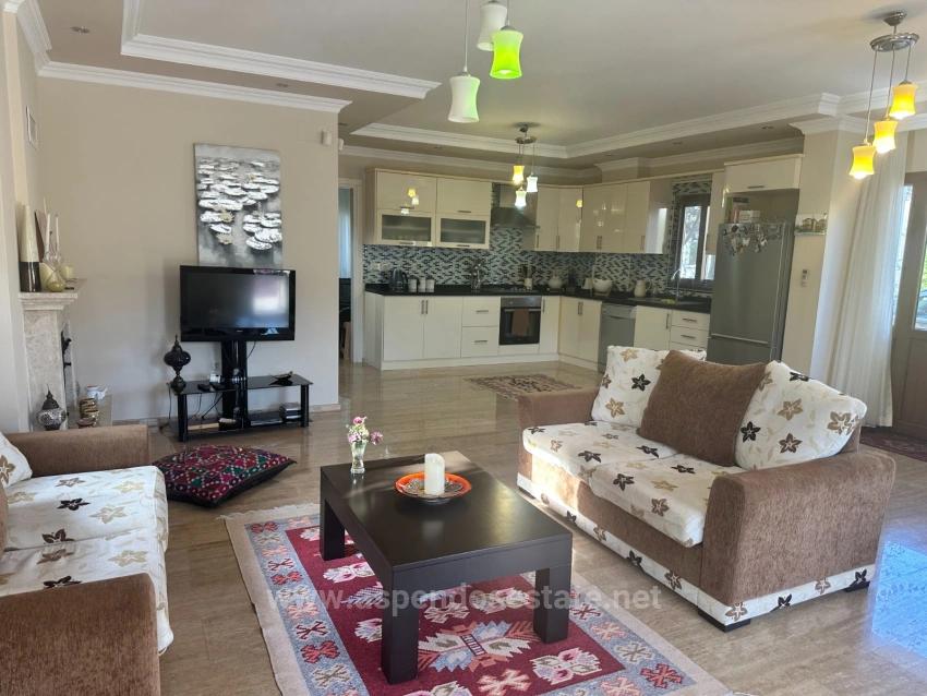 Dalyan Merkeze Yakın 500M2 Arsa İçerisinde 4+1 Satılık Villa