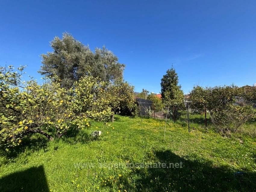 Okçular'da 459M2 Arsa İçerisinde 2+1 Satılık Tek Katlı Ev