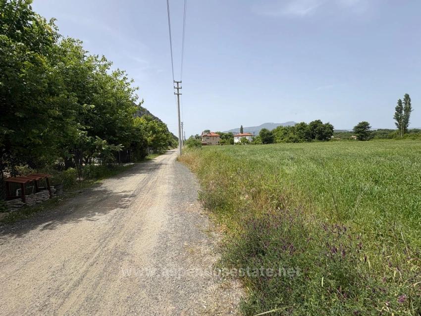 Okçular Marmarlı'da 2390M2 Satılık Arsa
