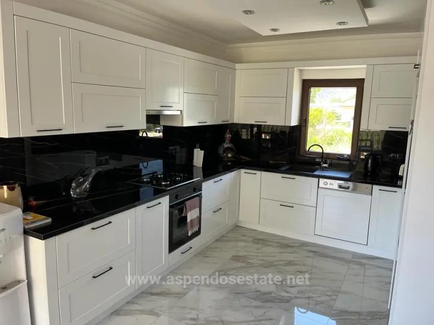 Dalyan Arıkbaşı'nda 4+1 Satılık Villa