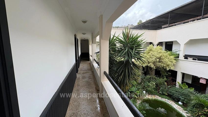 Dalyan'da 30 Odalı Kanala Yakın Satılık Otel