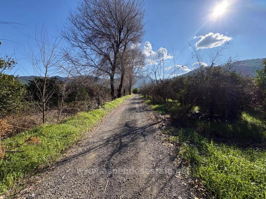 Okçular'da Yerleşik Alanında 4,326M2 Satılık Arsa