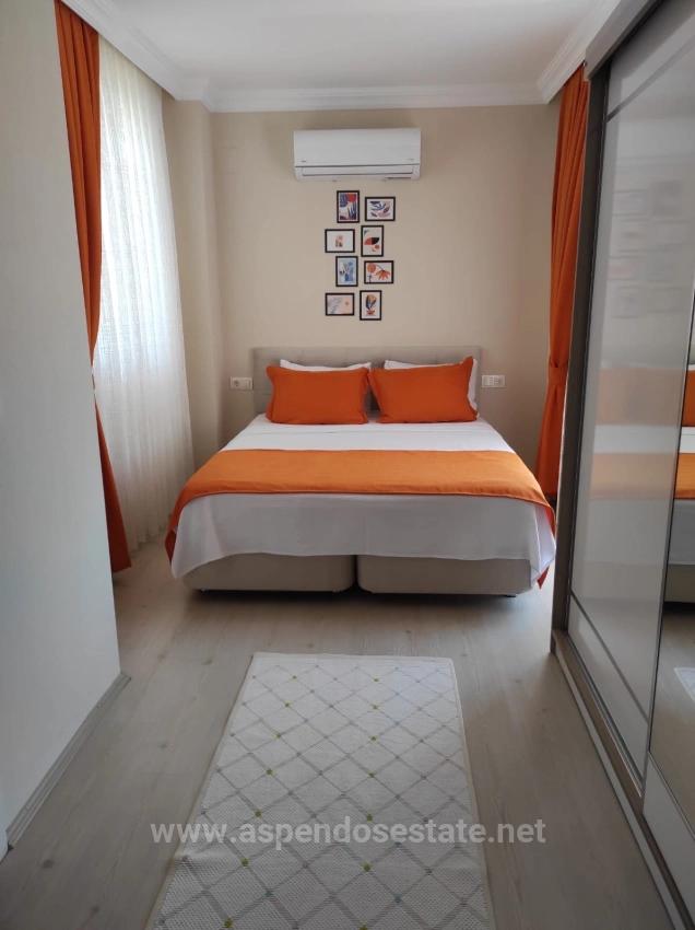 Dalyan Gülpınar'da Köşebaşı 545M2 Arsa İçinde Satılık 4+1 Villa