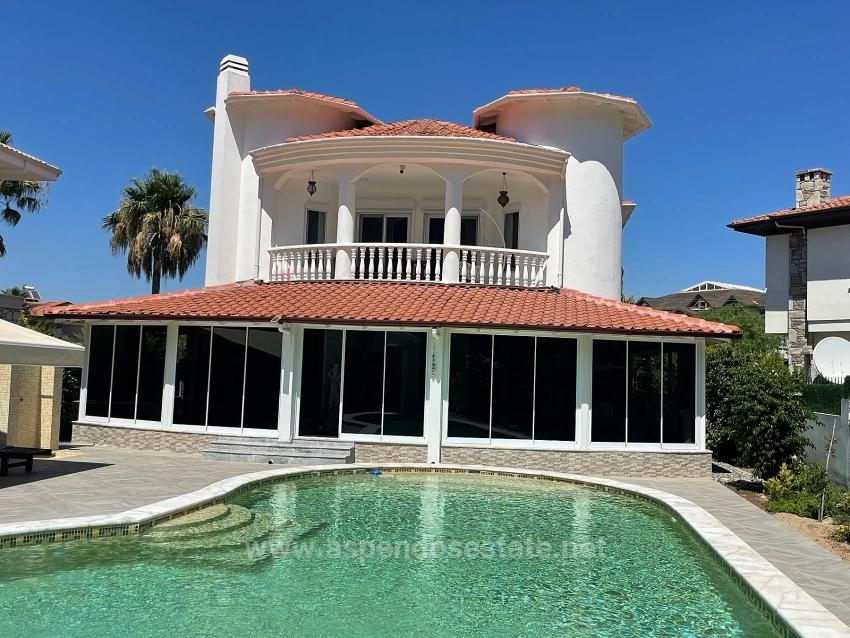 Dalyan Gülpınar'da 720M2 Arsa İçinde 4+1 Satılık Villa