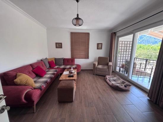 Okçularda 1151M2 Arsa İçinde 3+1 Satılık Villa