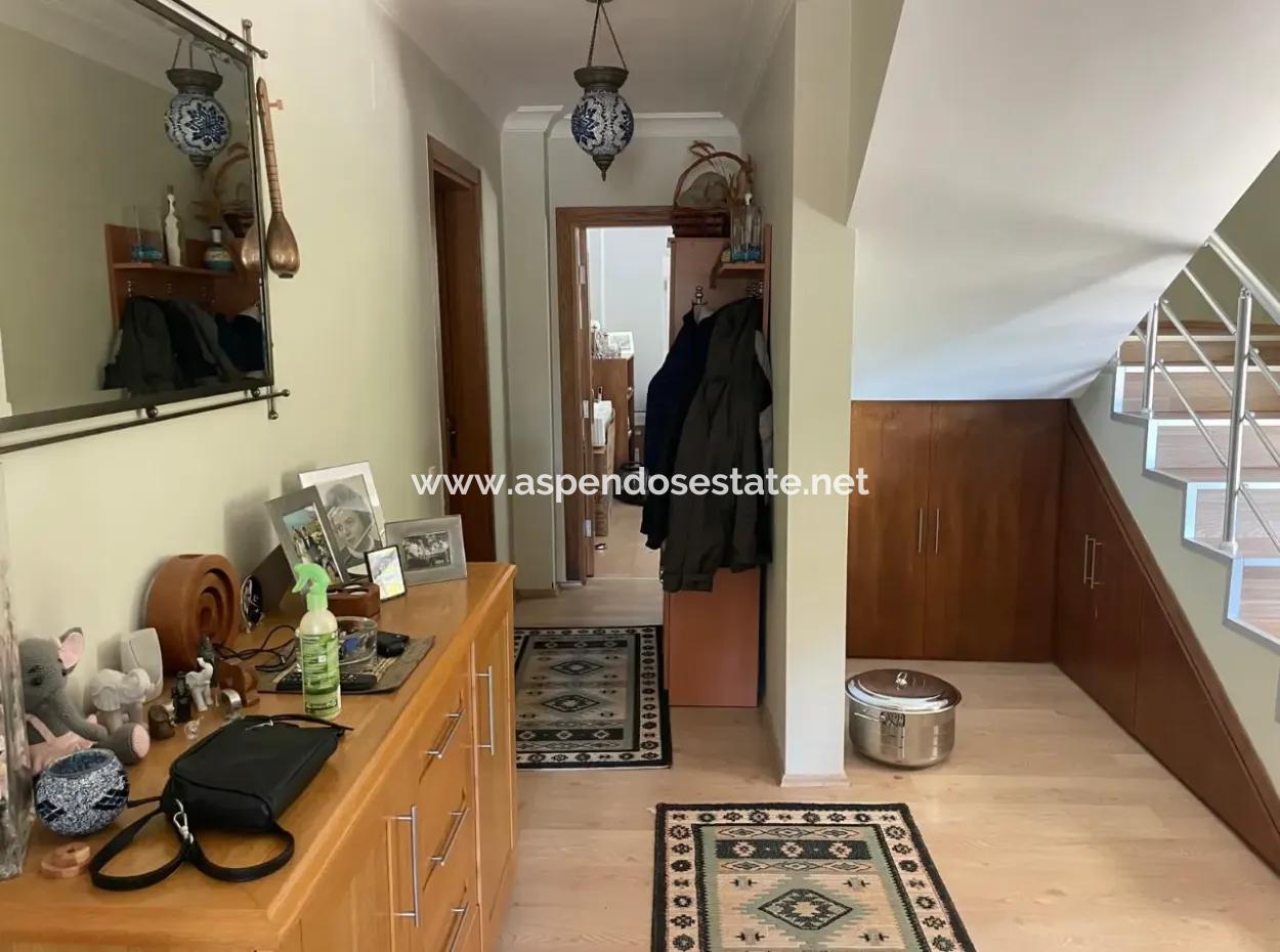 Dalyan Gülpınar'da 6000M2 Arsa İçerisinde 4+2 Satılık Villa