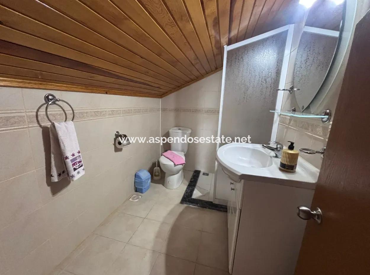 Dalyan Merkezde 301M2 Arsa İçerisinde 5+1 Satılık Villa
