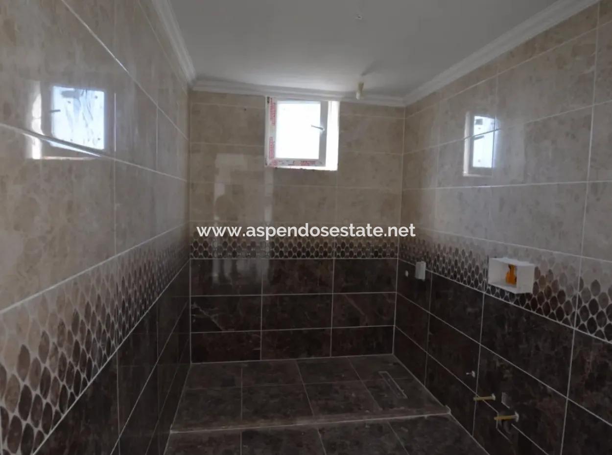 Dalyan Eskiköy'de Göl Manzaralı Satılık Villa