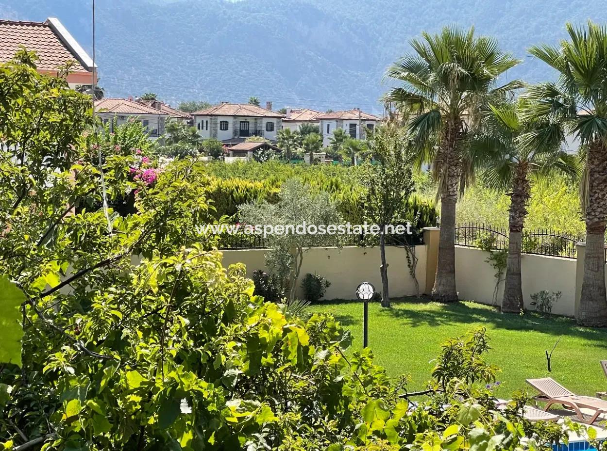 Dalyan Gülpınar'da Satılık 4+2 Satılık Villa