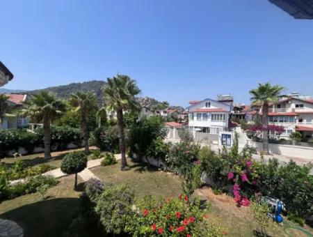 Dalyan Maraş'da Köşebaşında 980M2 Arsa İçin'de 5+1 Satılık Villa