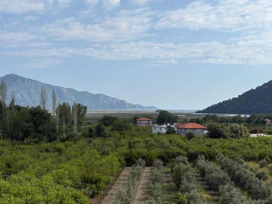 Çandır'da Deniz Ve Göl Manzaralı 1.721m2 Satılık Tarla